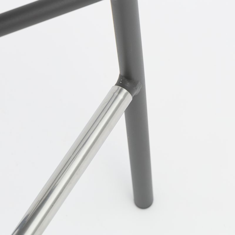 chair with aluminium frame